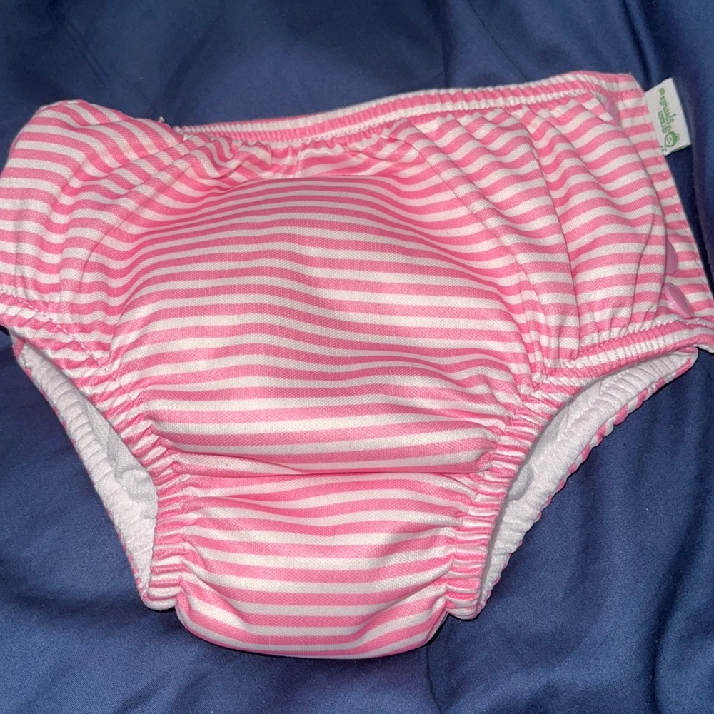 Reusable swim diaper